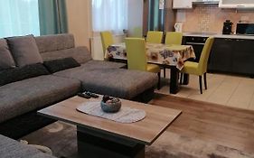 Mesi Lux Apartman
